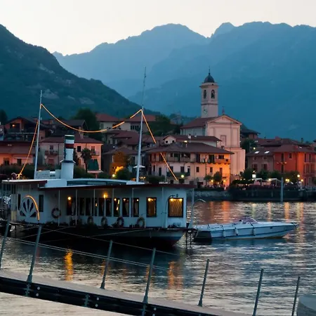 Sleeps 4 * Baveno