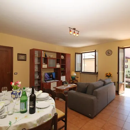 Sleeps 4 * Baveno